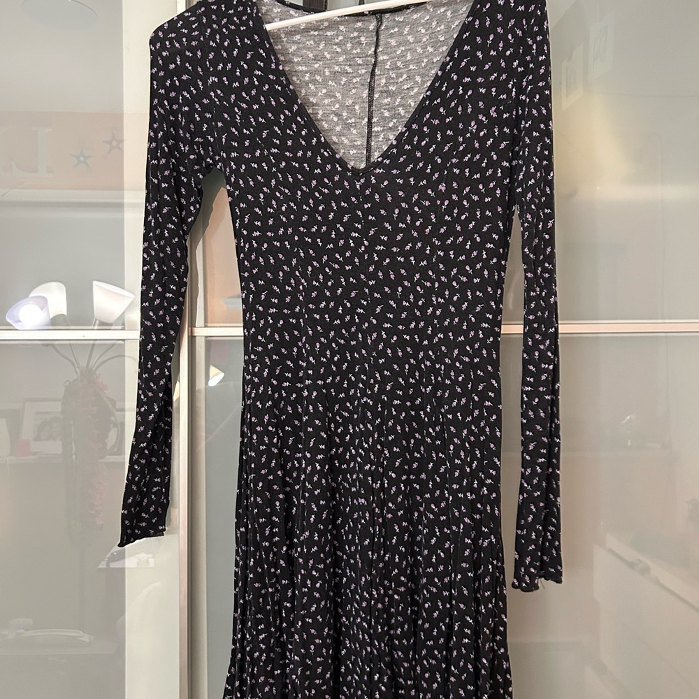 Forever 21 Black Floral Dress Size Small